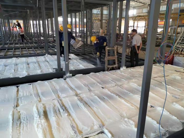 1646976278344527.jpg 發泡噴涂 1.jpg